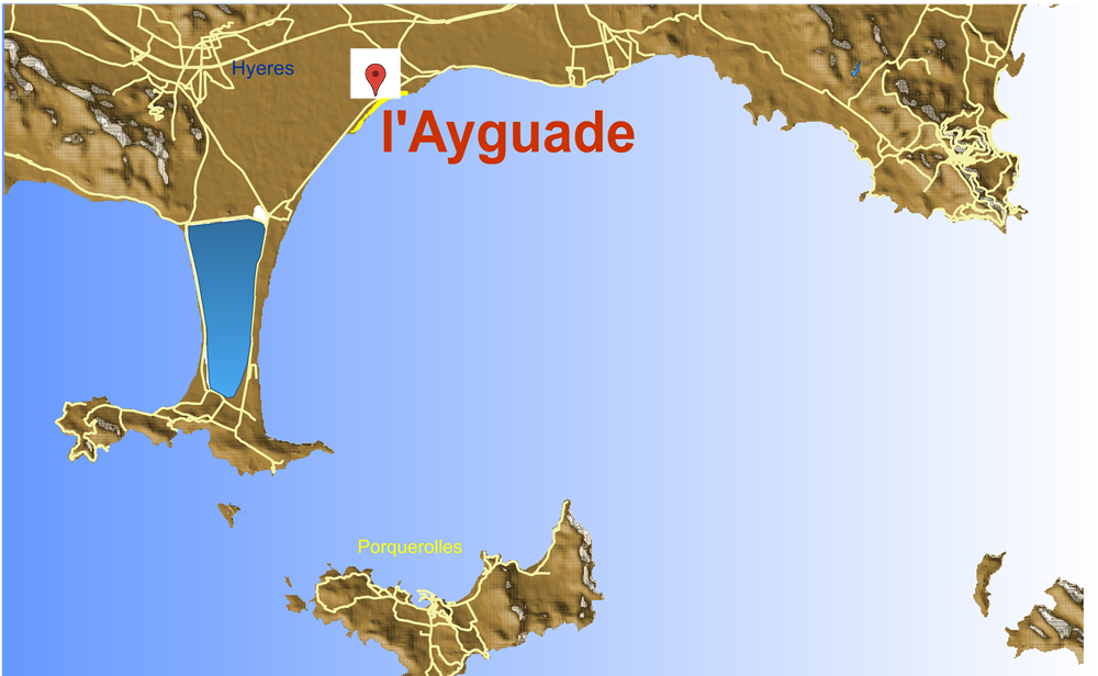 Le bord de mer a l'Ayguade en baie de Hyeres